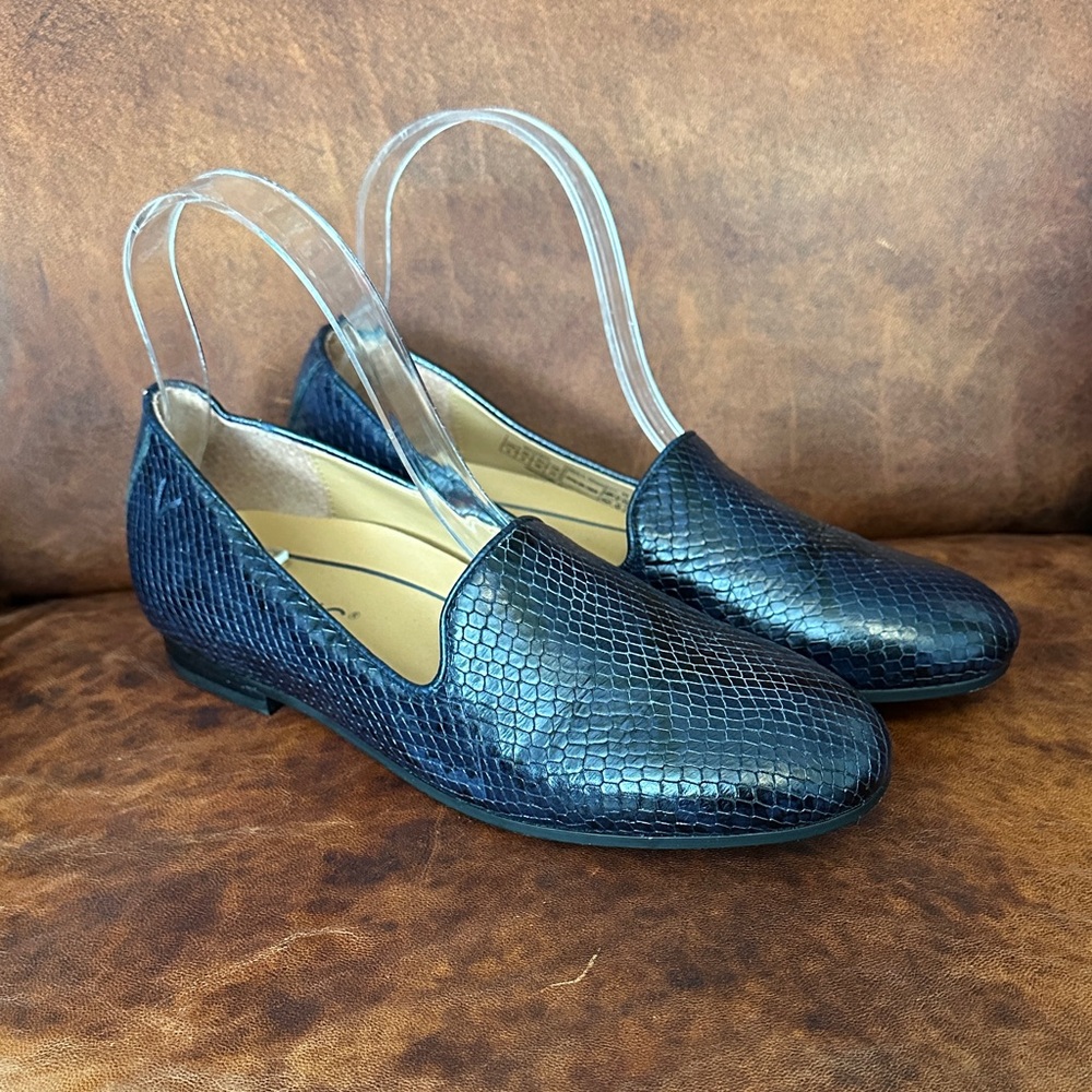 Vionic Navy Snake Skin Women's Loafers